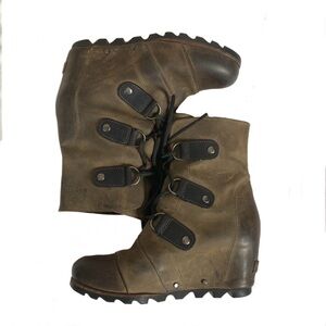 Sorel Joan of Arctic Wedge Bootie Tawny Oiled Brown and Black Leather